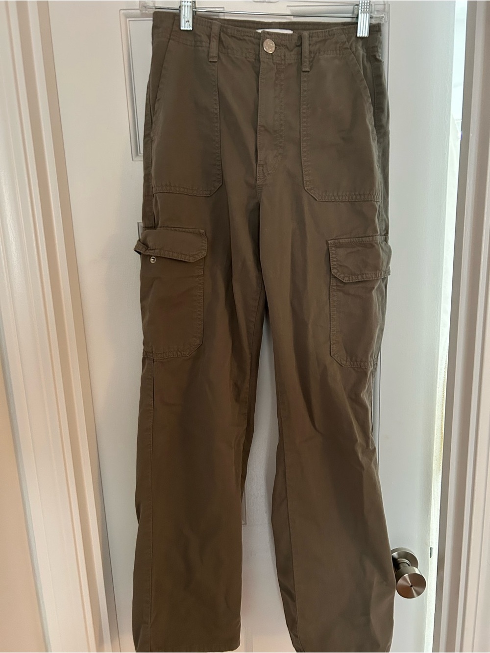 ZARA women’s Olive Cargo Pants